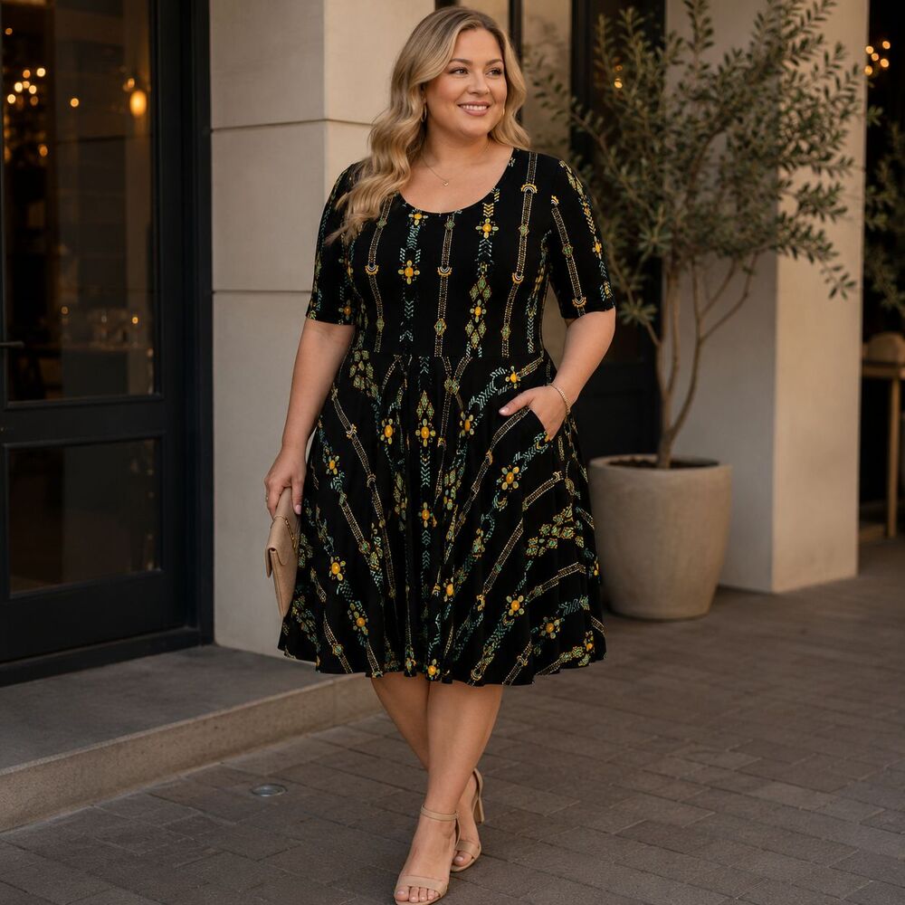 LuLaRoe NICOLE - fit & flare Black Geometric stretch dress L‎ Unique Print Chic